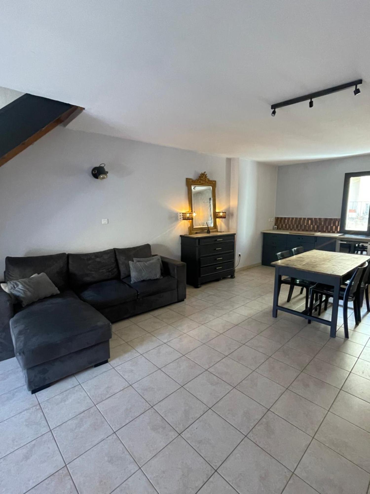 Maison De Village Avec Jacuzzi Et Garage Bédoin Esterno foto