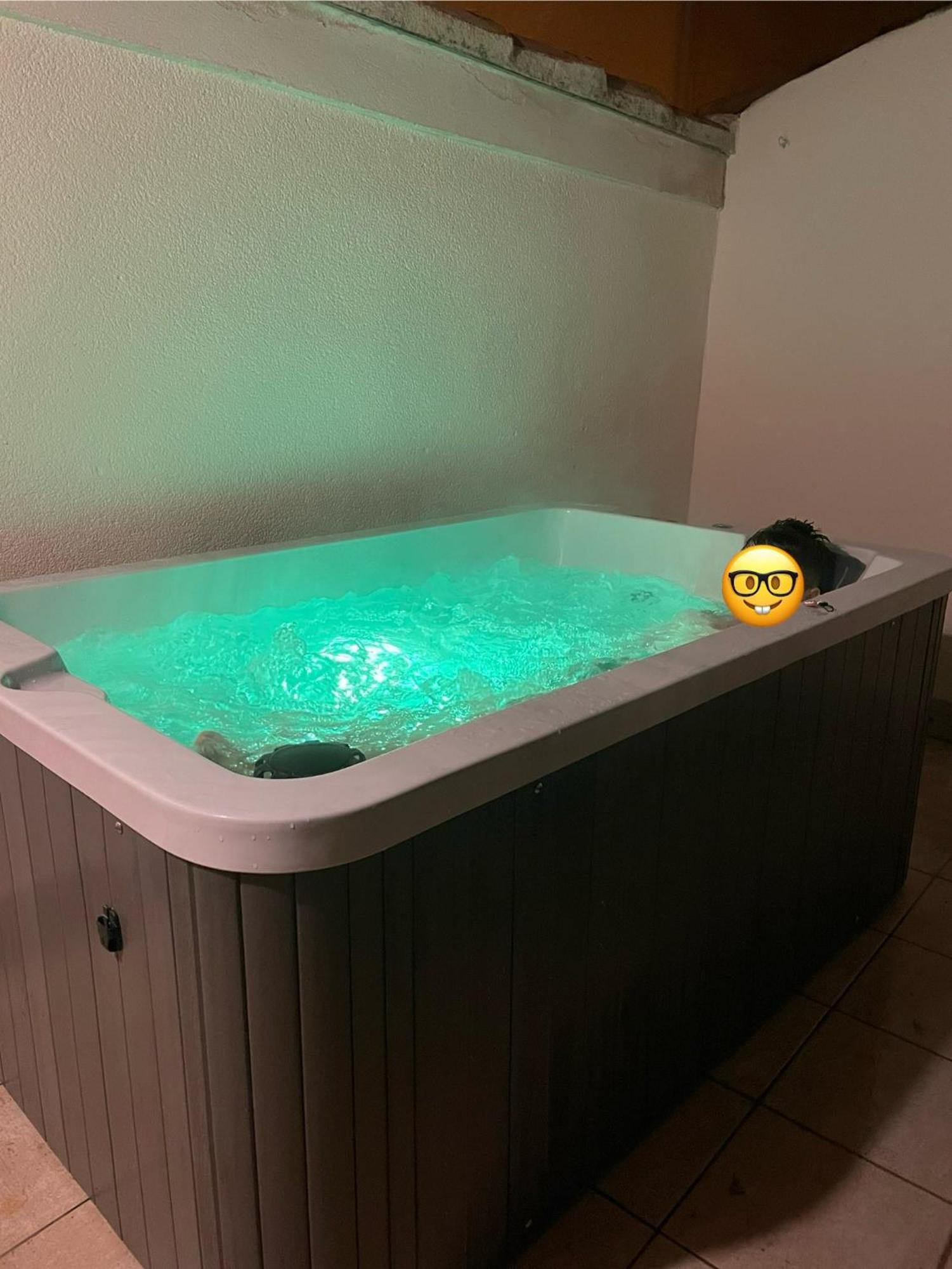 Maison De Village Avec Jacuzzi Et Garage Bédoin Esterno foto